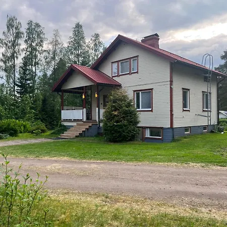 Vuokraa Talo Haapavedeltae Kuudelle Hébergement de vacances Haapavesi